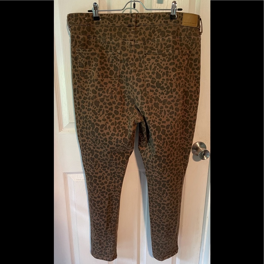 American Eagle Cheetah Jeggings NWOT